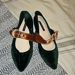 Retro green velvet flats/mary janes, point toe